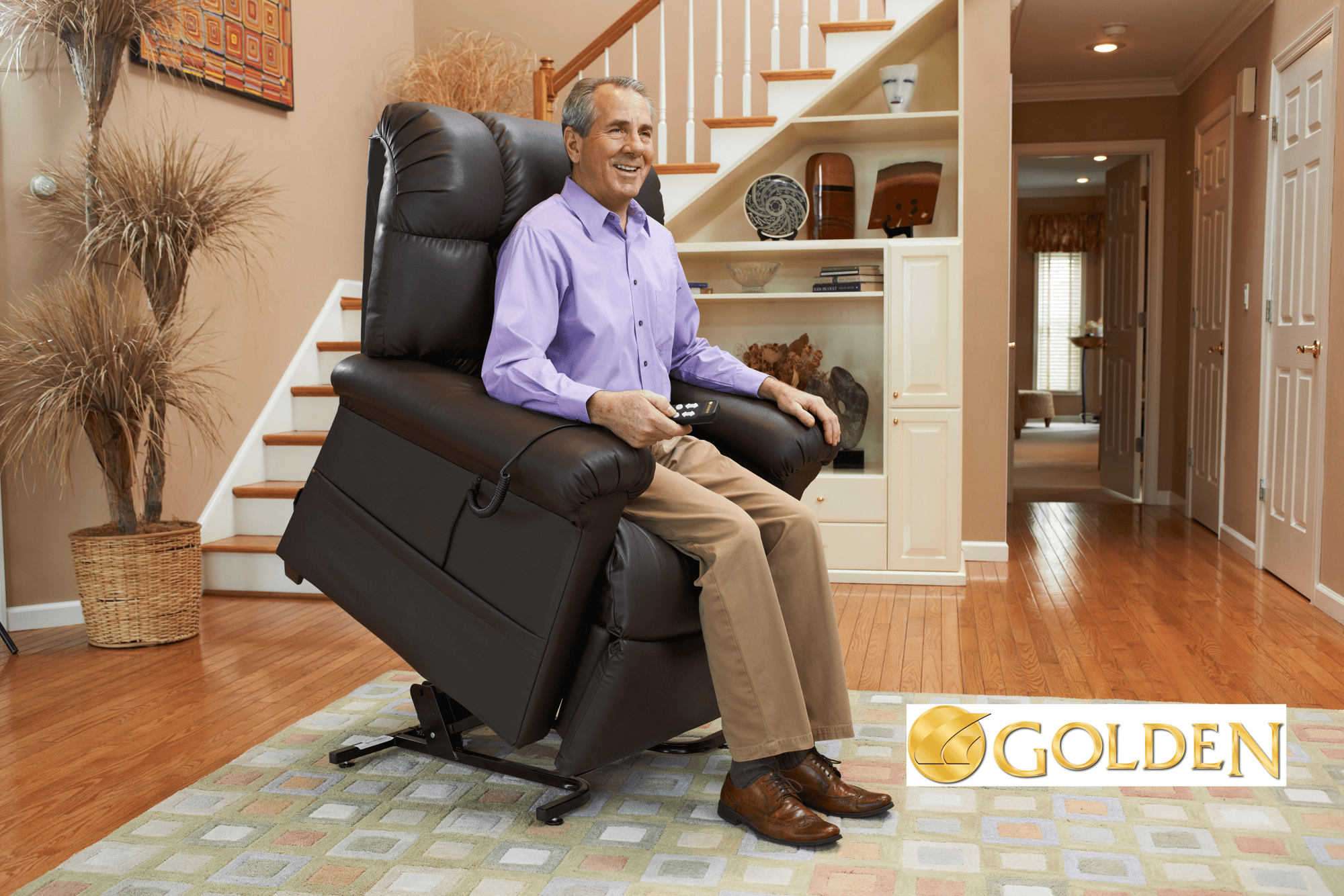 Cloud man standing - with logo Cloud man standing - with logo